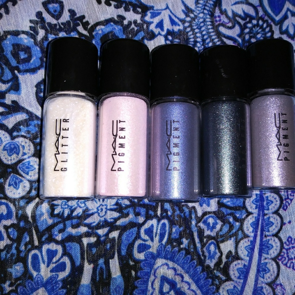 MAC pigment set